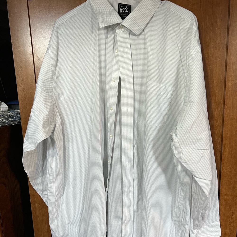 Jos A Bank Button Up Shirt